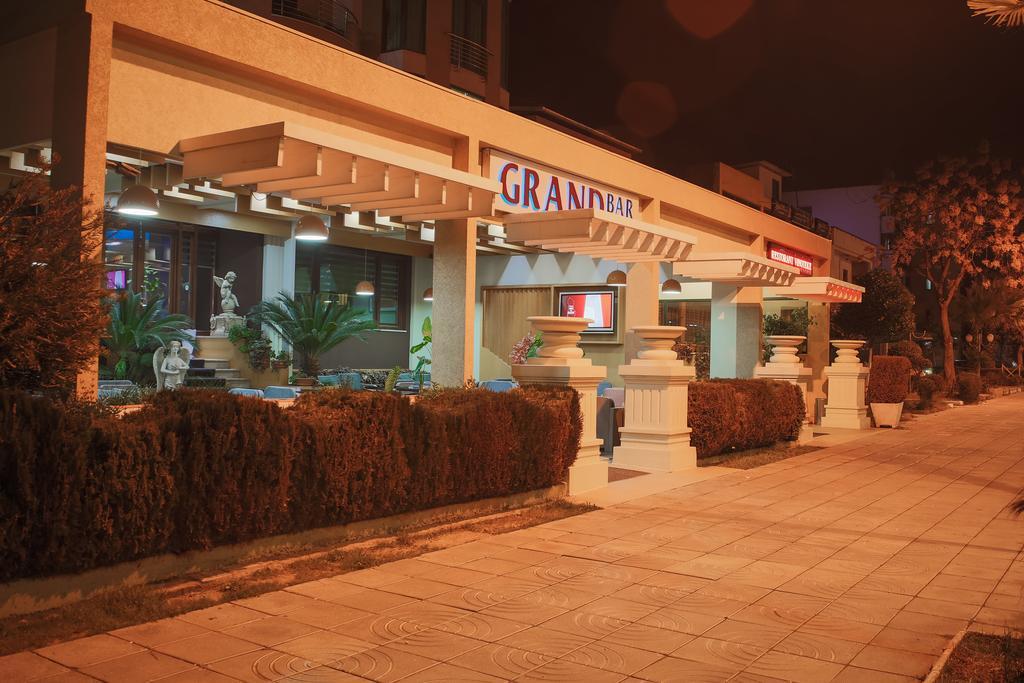 Grand Hotel Elbasan Exterior photo